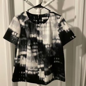 Brand :Calvin Klein,Size:M,Col:white/black,new no tag,stretchable fabric,comfy